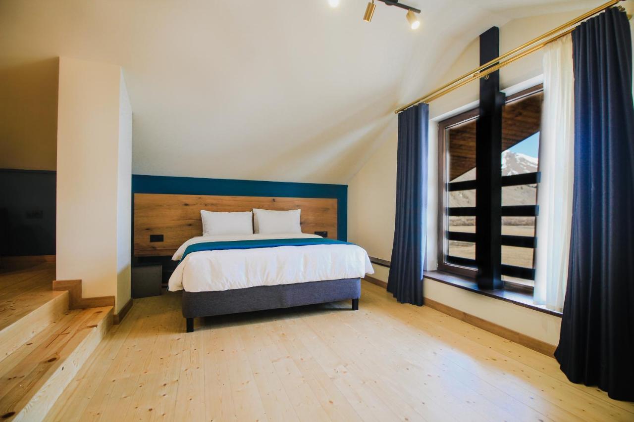 Suatis Resort Kazbegi Extérieur photo
