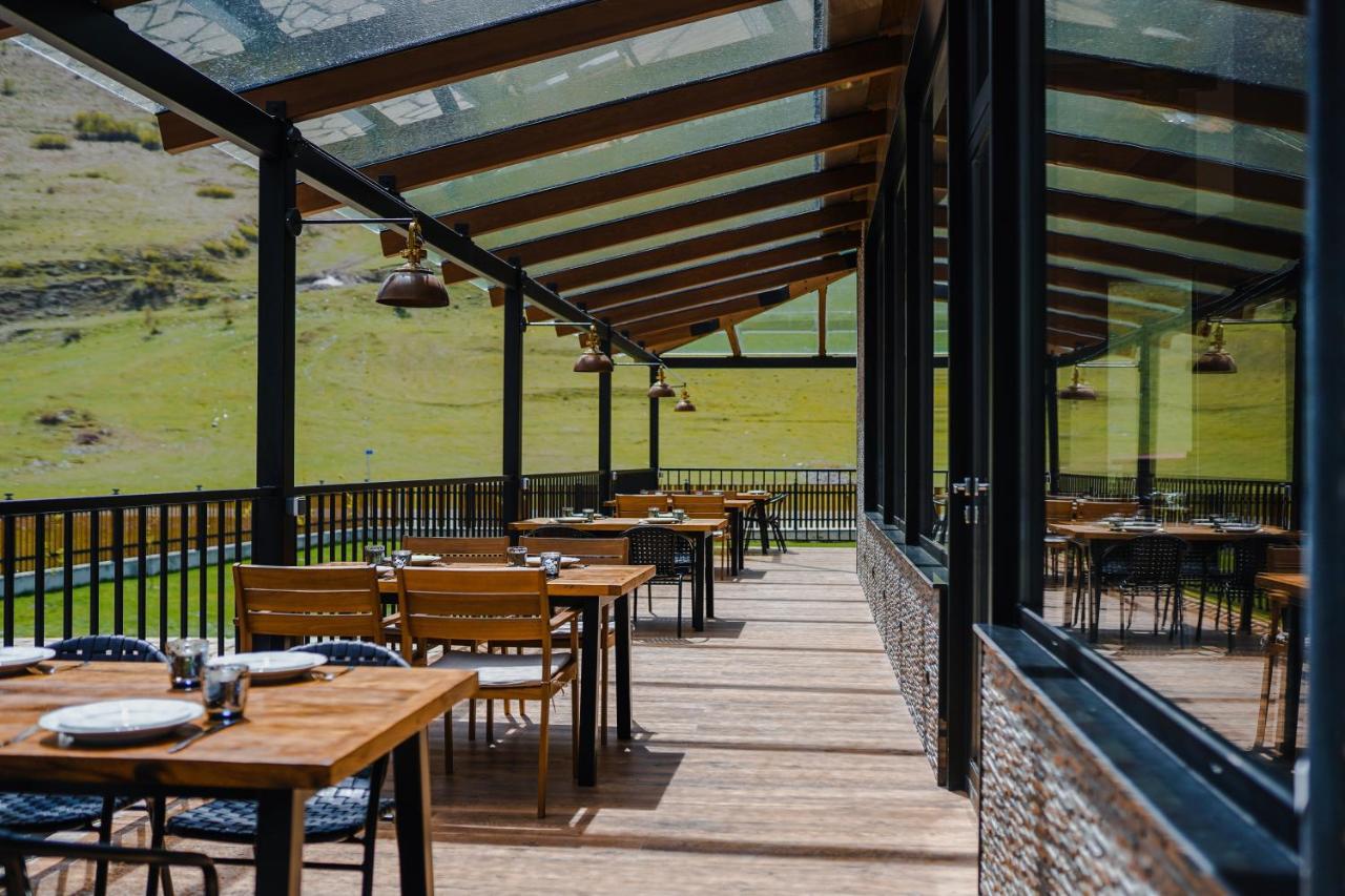 Suatis Resort Kazbegi Extérieur photo