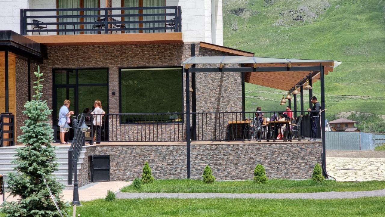 Suatis Resort Kazbegi Extérieur photo